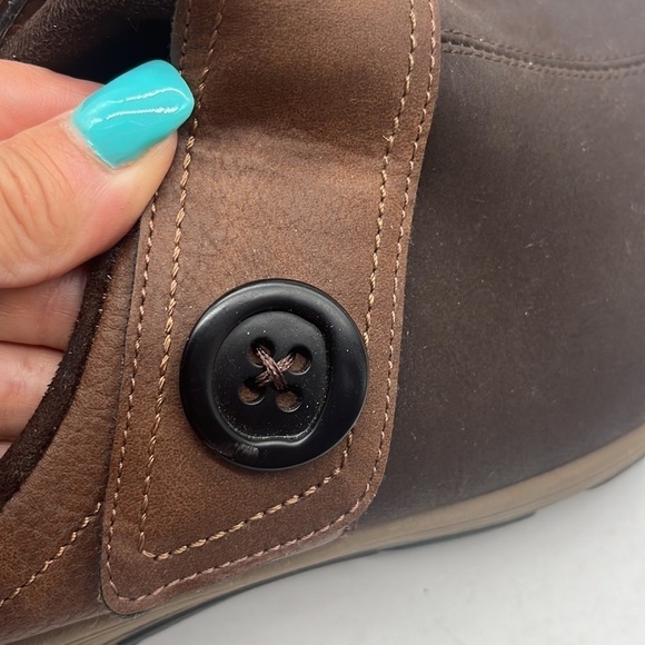 Easy Spirit Sevapour3 Brown Mules Size 11. CM3945F - Picture 9 of 10